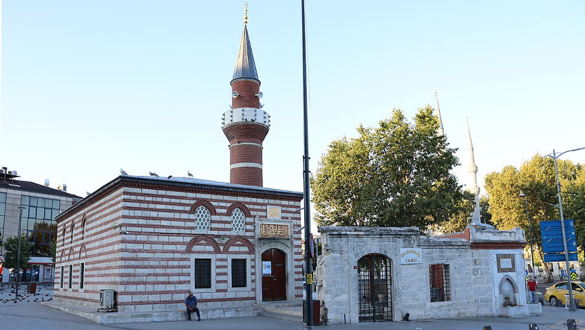 Selman Ağa Camii