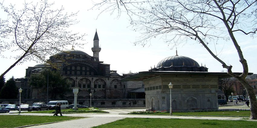 Kılıç Ali Paşa Cami